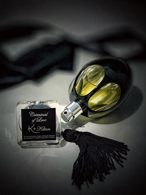 CRIMINAL OF LOVE perfume by Kilian .